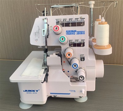 Μηχανές Overlock στην Κατασκευή Ενδυμάτων